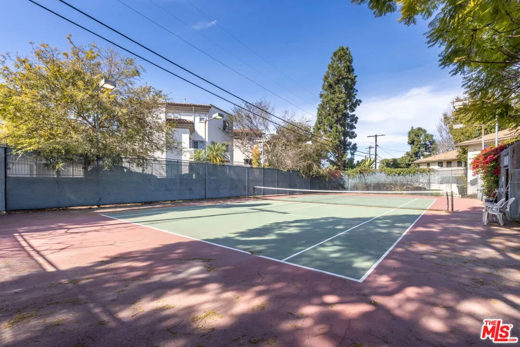 5830 Bowcroft Street 4, Los Angeles, California 90016 home-pic-22